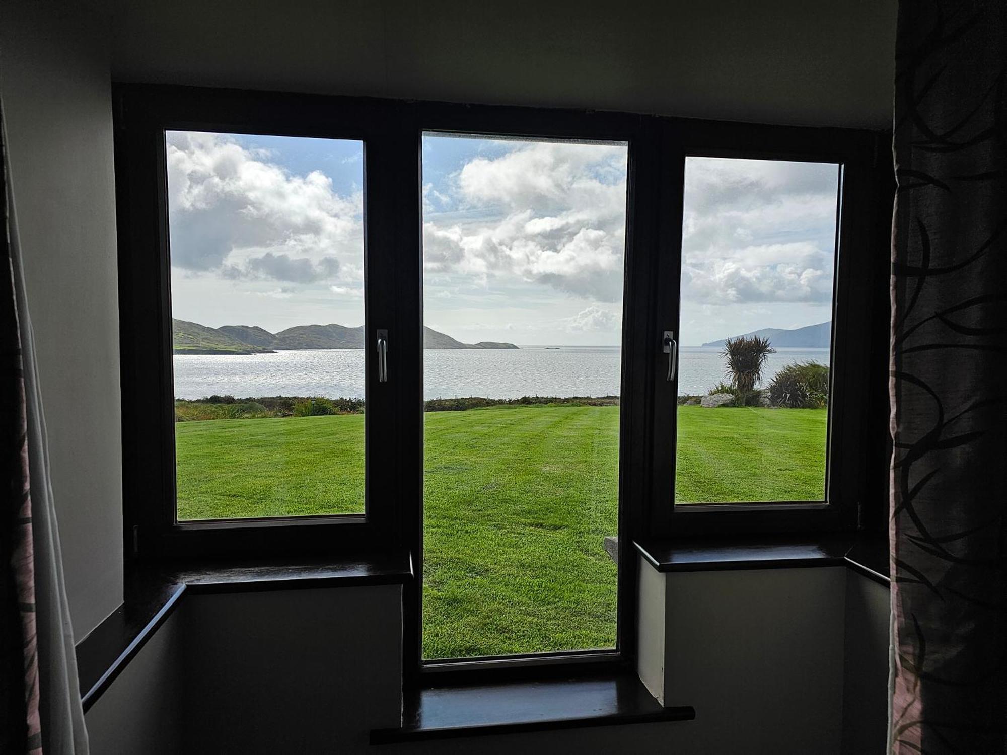 Fuchsia Lodge - New Luxury 5* Beachside Lodge With Sauna - 4 Beds Ensuite - Spectacular Location Waterville Exterior photo